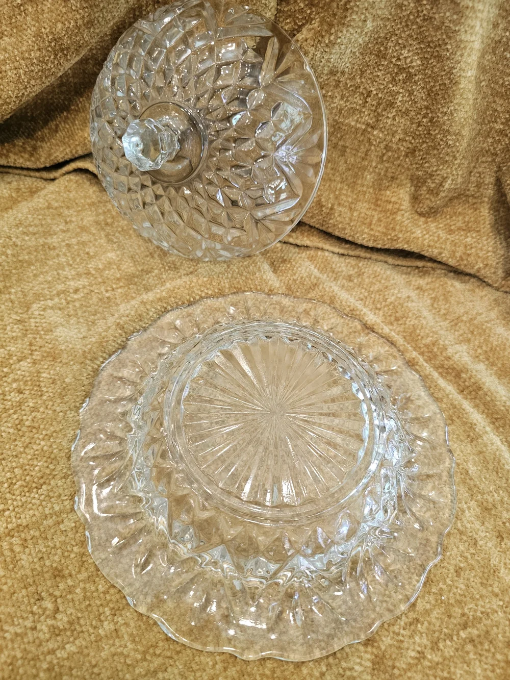 Anchor Hocking Retired 1960's Prescut Clear Glass Butter Dish - Picture 3 of 8